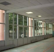 portes-adaptees-aux-pmr equipements-publics